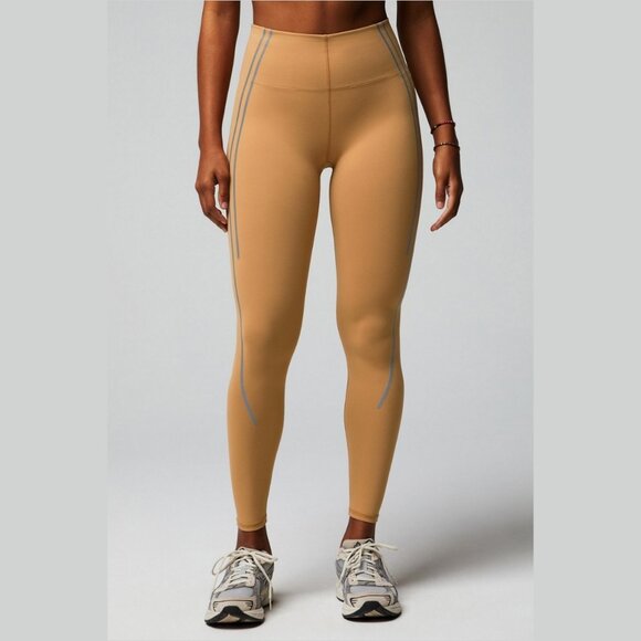 Fabletics Define PowerHold® Rain & Reflect High-Waisted Leggings – Size M - Picture 1 of 7